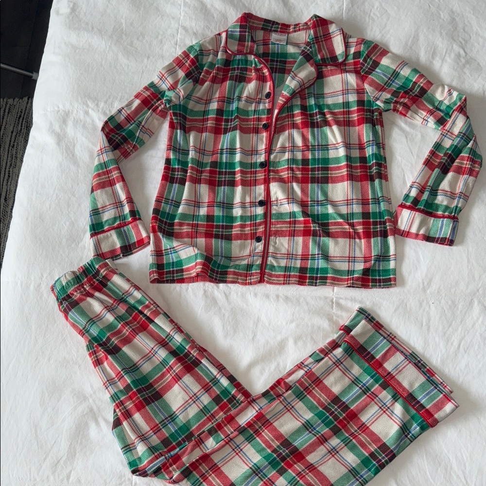 Plaid Kids Pajamas Set - Red, Green, White size meduim 8